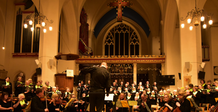 Ashtead Choral Society in St Martins Church