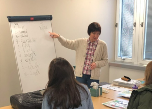 Gaylna teaching English to Ukrainians