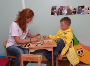 psychologist and child