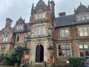 Outside Moon Hall School, Reigate. (Credit: Emily Dalton/LDRS)