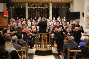Epsom Choral Society with soloists