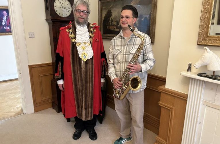 The Mayor in Robes and Vlad Voloshin with tenor saxophone