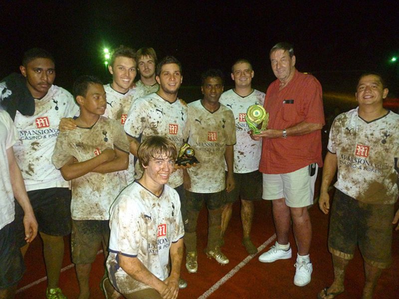 International FC, being awarded the Berry-Town.com Pohnpei Premier League Runners-Up Cup