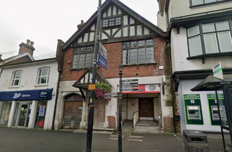 Former Caterham post office. (Credit: Google street view)