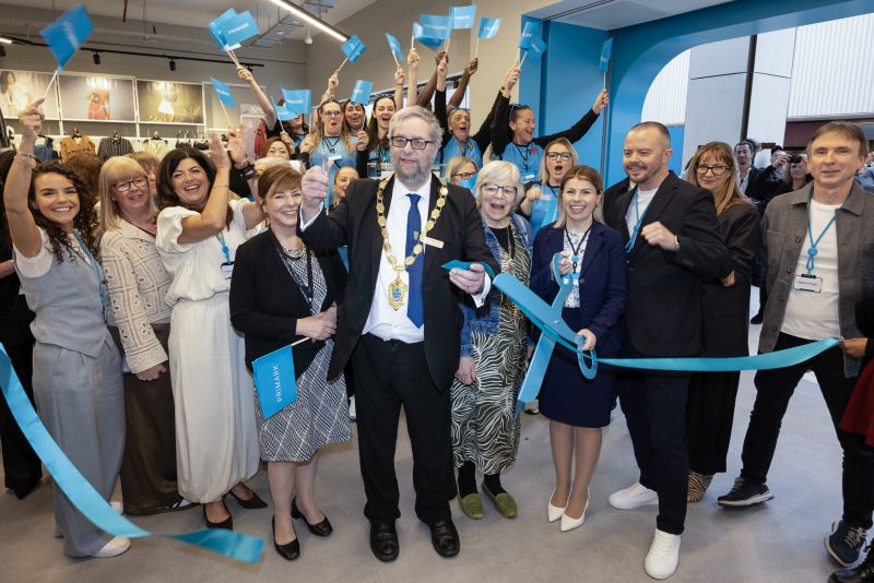 Mayor of Epsom opens Primark