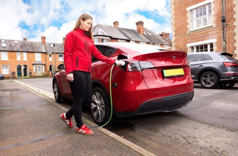 Charging a car on street