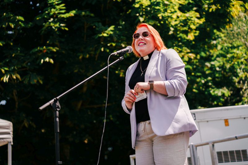 Revd Hutton
