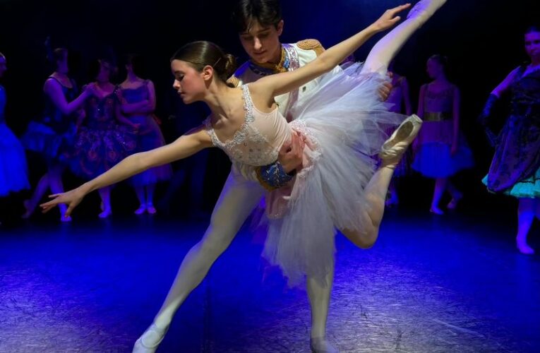 Laine Dancers